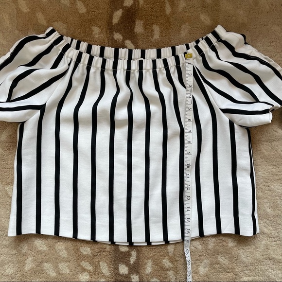 Maje White And Black Stripe Elastic Off The Shoulder Short Sleeve Top. Size 2 - Picture 4 of 8